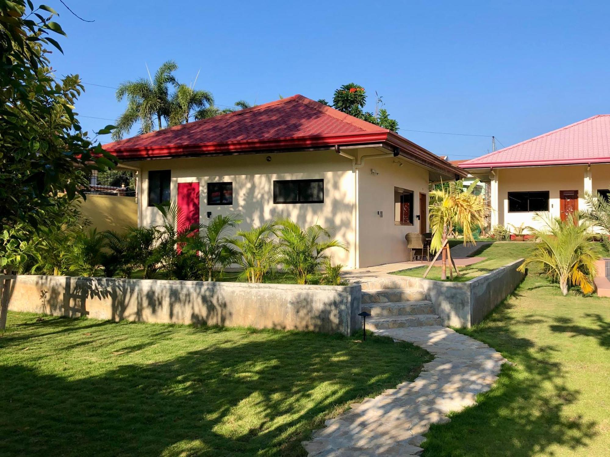 Strutz Art Garden Resort Bangued Exterior foto