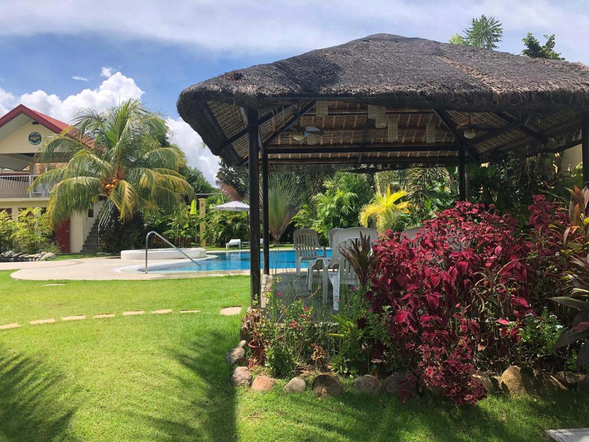 Strutz Art Garden Resort Bangued Exterior foto