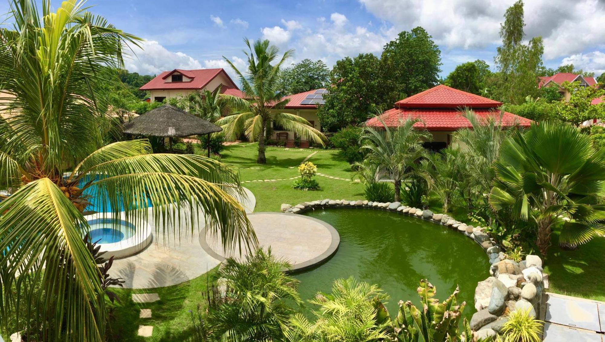 Strutz Art Garden Resort Bangued Exterior foto